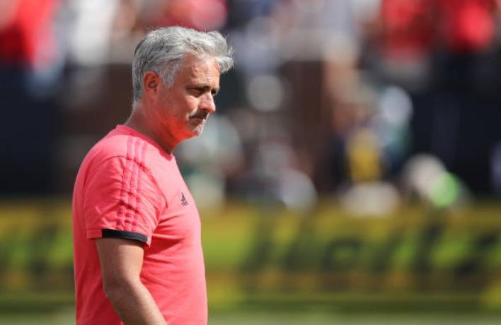 Anh Willian,  Alderweireld mac ao MU anh 11