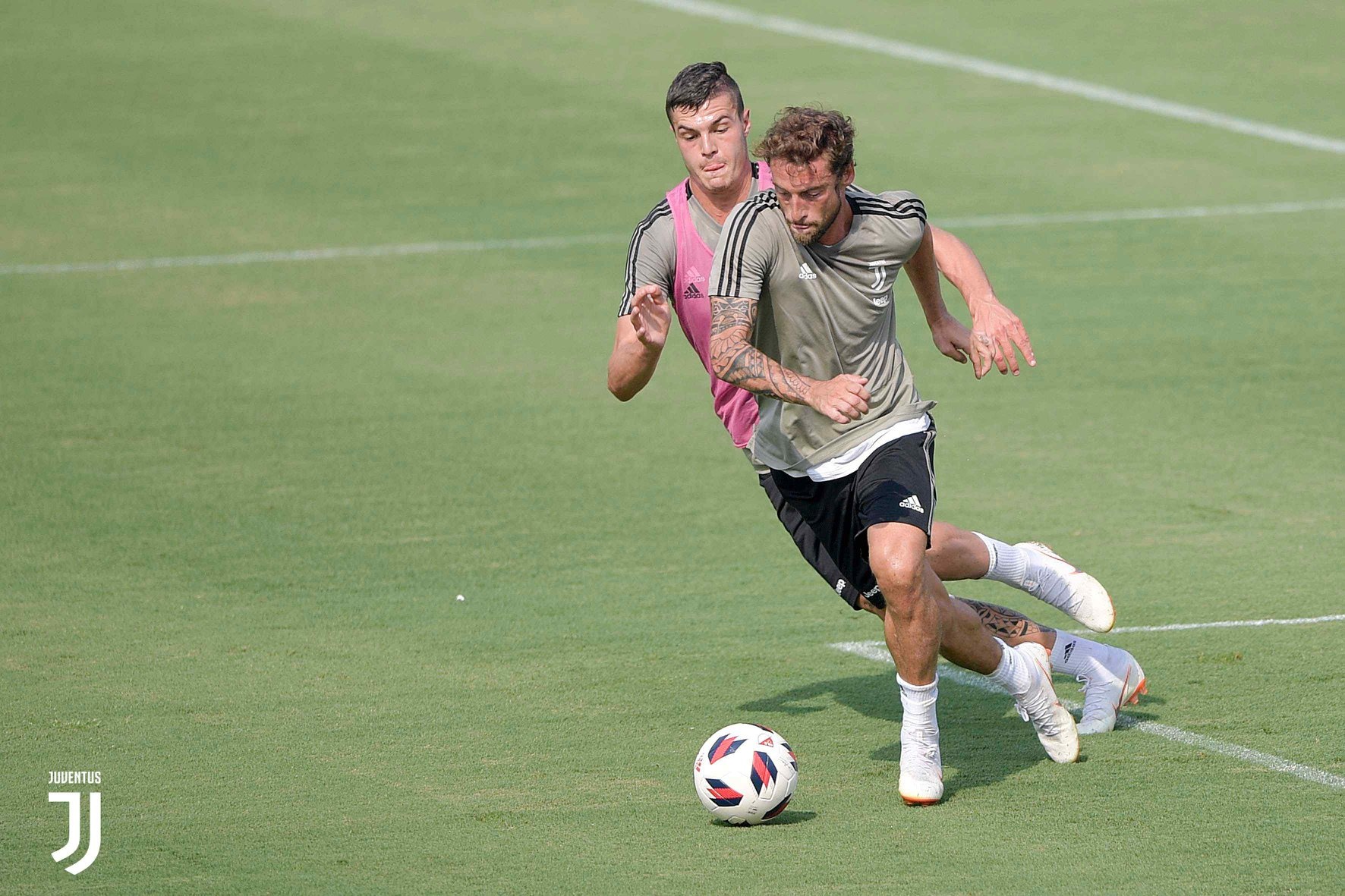 Ronaldo rang ro trong buoi tap dau anh 7