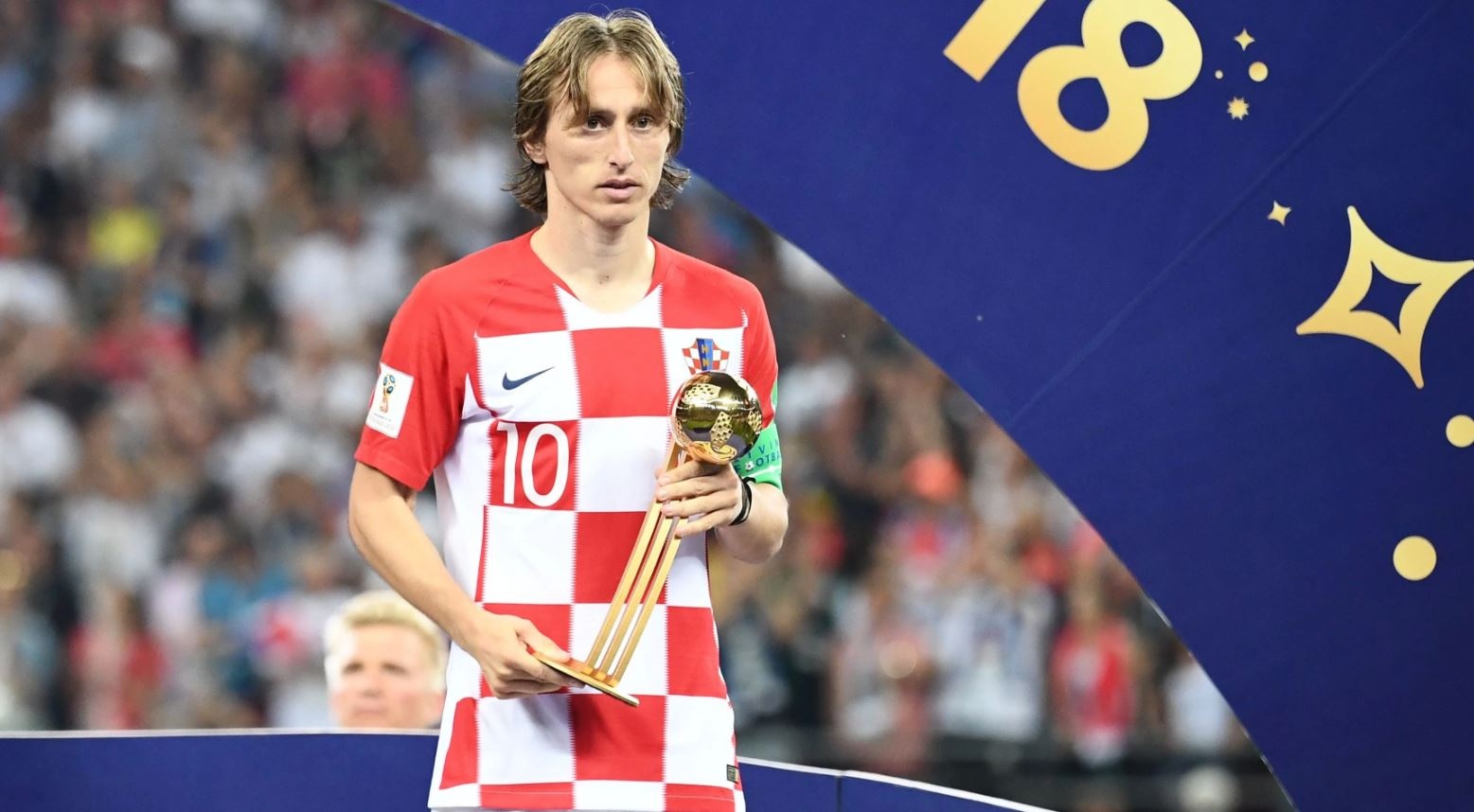 Inter Milan dua ra dieu kien la de thuyet phuc Modric hinh anh