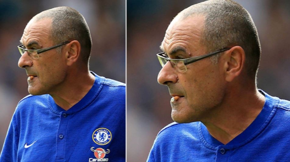 HLV Sarri nhai dieu thuoc khi chi dao vi lenh cam tai Anh hinh anh