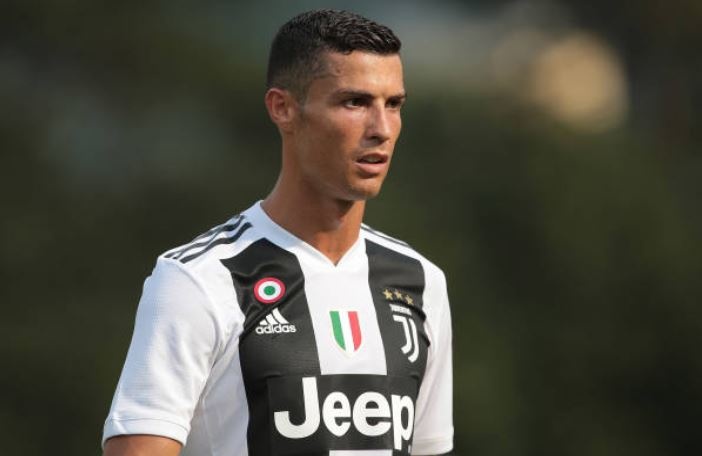 Ronaldo mat 8 phut de co ban dau tien cho Juventus hinh anh
