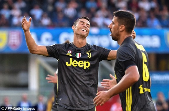 Ronaldo ra mat Serie A anh 2