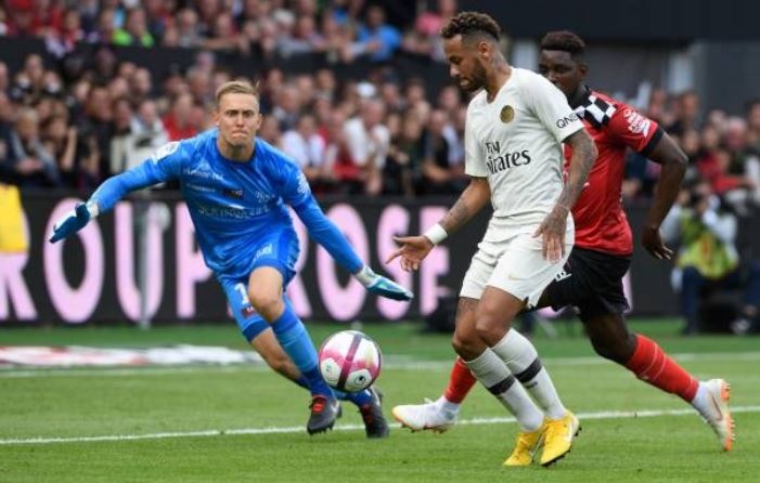 Mbappe lap cu dup anh 7