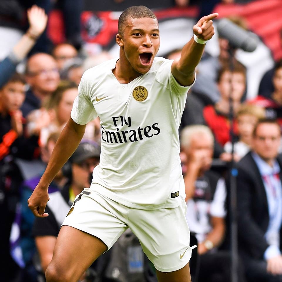 Mbappe lap cu dup anh 11