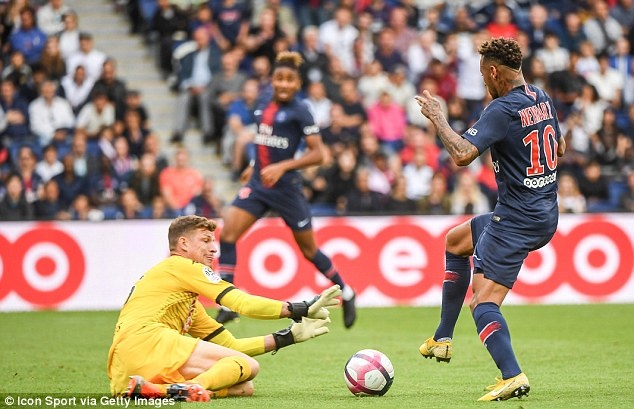 Mbappe ghi ban va kien tao anh 6