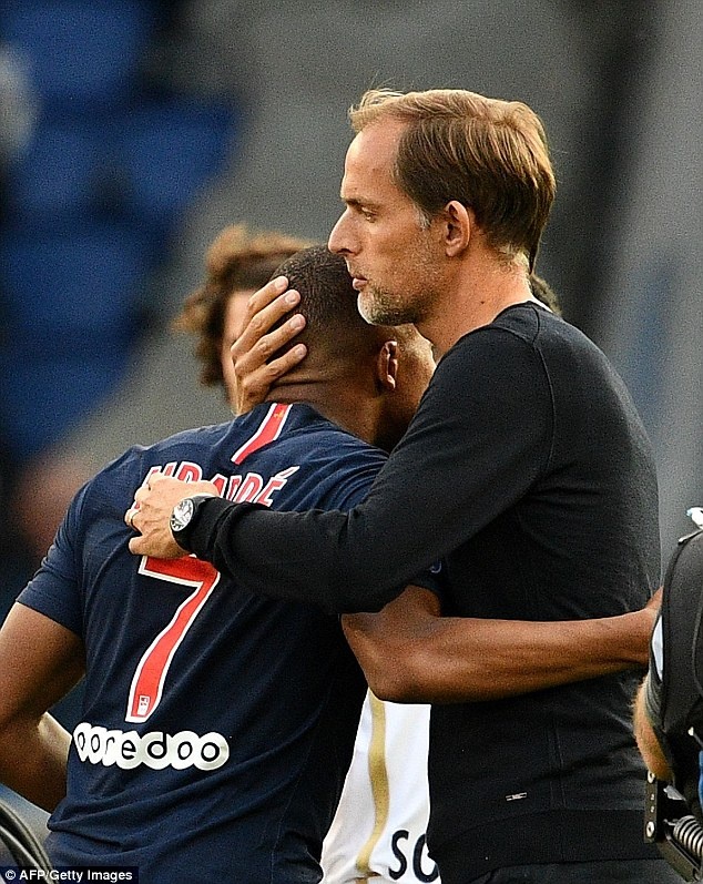 Mbappe ghi ban va kien tao anh 8