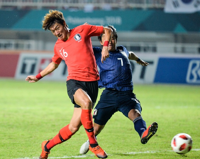 Olympic Han Quoc vs Olympic Nhat Ban anh 1