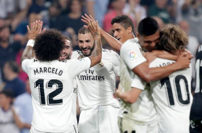 Real dan dau bang xep hang anh 10