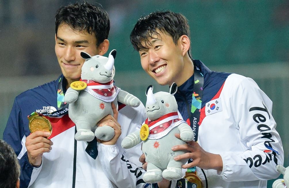 Truyen thong chau Au noi gi sau man 'tron nghia vu' cua Son Heung-min? hinh anh