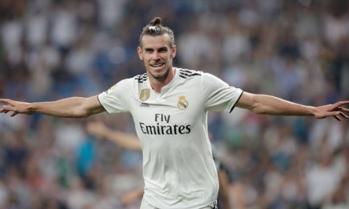 'Song sat' Bale, Benzema thang hoa giup Real dan dau La Liga hinh anh