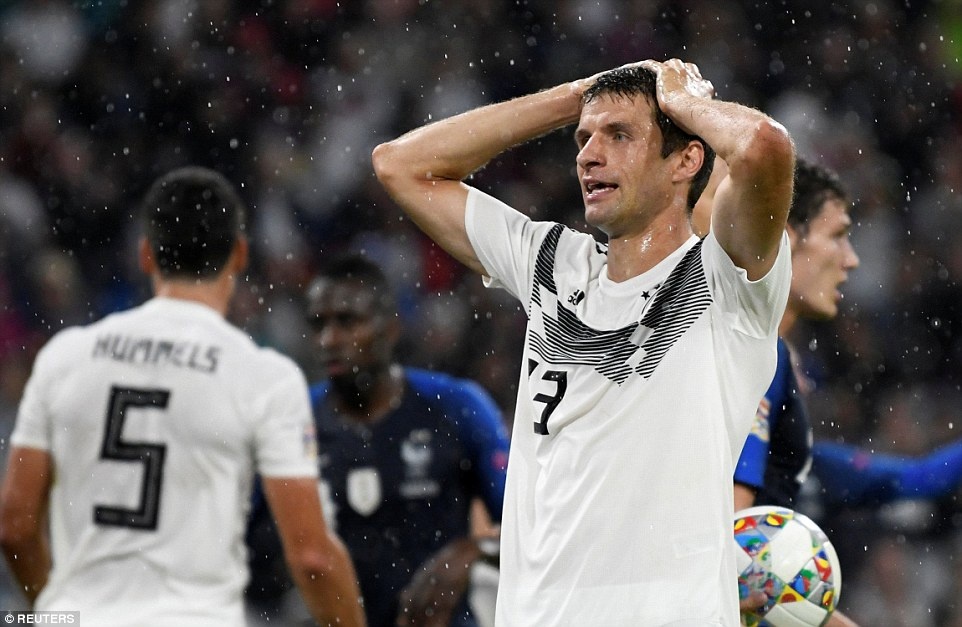 Gundogan bị la ó ảnh 3 Gundogan bi la o anh 3