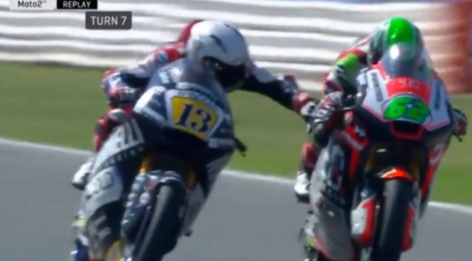 Tay dua bop phanh doi thu o toc do 225 km/h hinh anh