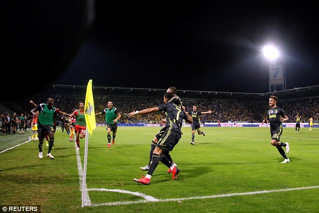 Ronaldo ghi ban cho Juventus anh 6