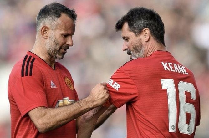 Huyen thoai tai xuat o tran tuong nho cau thu MU qua doi vi ung thu hinh anh