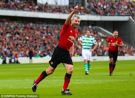 huyen thoai MU tai xuat anh 7