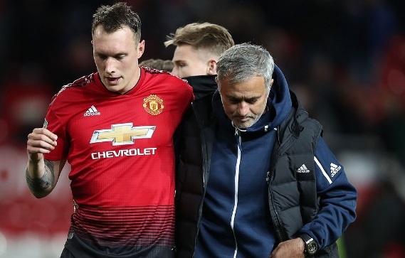 Mourinho biet truoc se that bai o loat luan luu truoc CLB hang nhat hinh anh