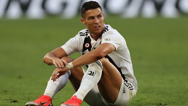 Ronaldo tu choi MU va 2 CLB lon de den voi Juventus hinh anh