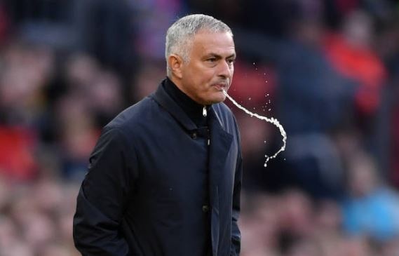Mourinho vang tuc sau man nguoc dong truoc Newcastle hinh anh