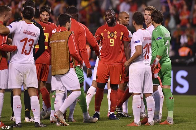 Lukaku lap cu dup anh 11