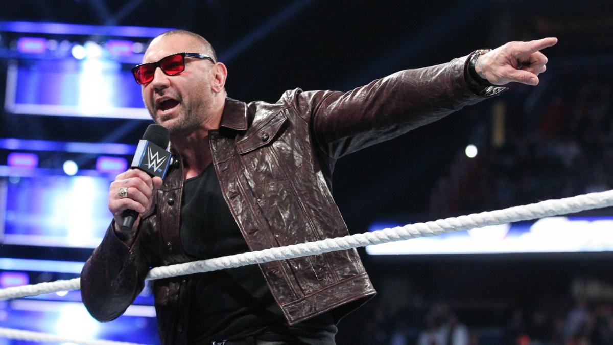 Tai tu 'Ve binh dai ngan ha' tai xuat, thach thuc giam doc WWE hinh anh