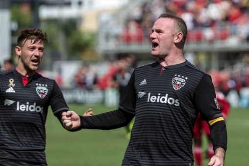 Rooney sut phat dang cap anh 1