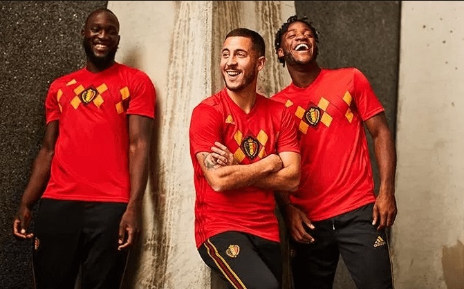 Lukaku cung dong doi doc chiem vi tri so 1 tren BXH FIFA hinh anh