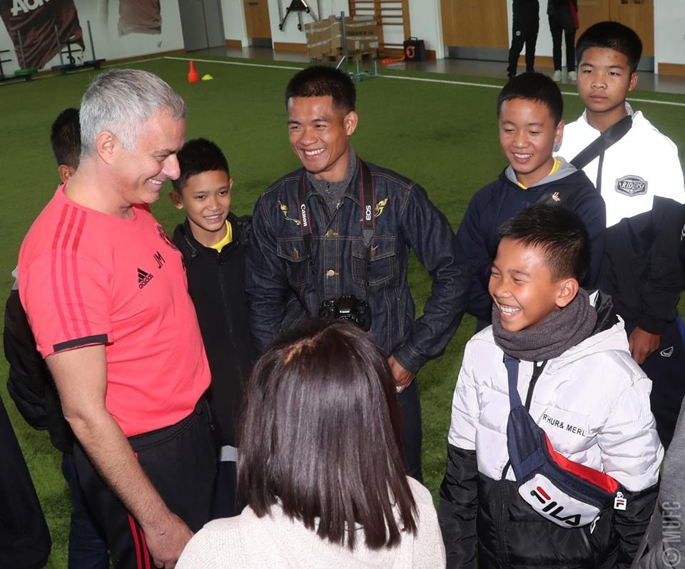 doi bong Thai Lan bi ket trong hang Tham Luang anh 9