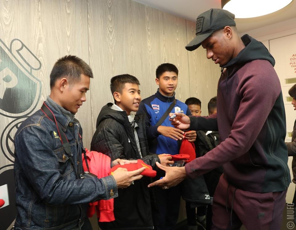 doi bong Thai Lan bi ket trong hang Tham Luang anh 6