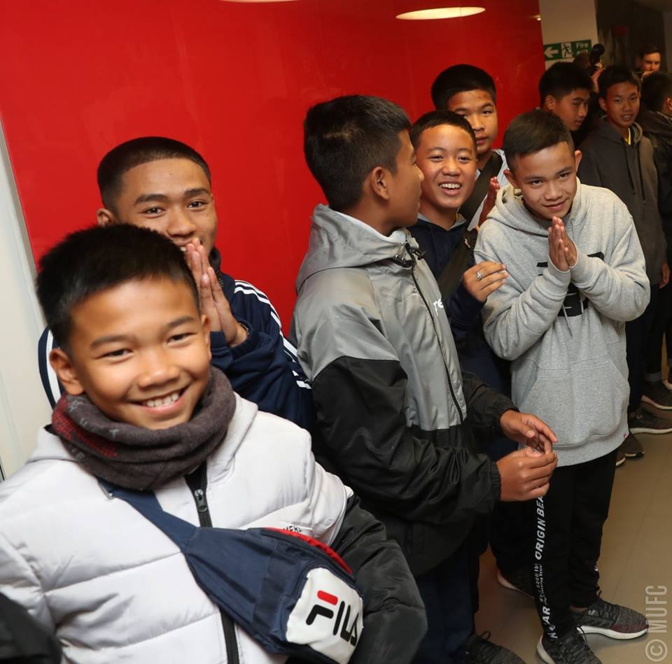 doi bong Thai Lan bi ket trong hang Tham Luang anh 8