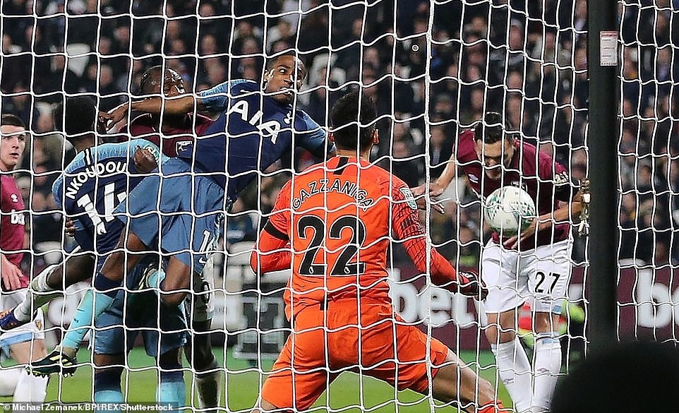 Son Heung-min lap cu dup anh 7