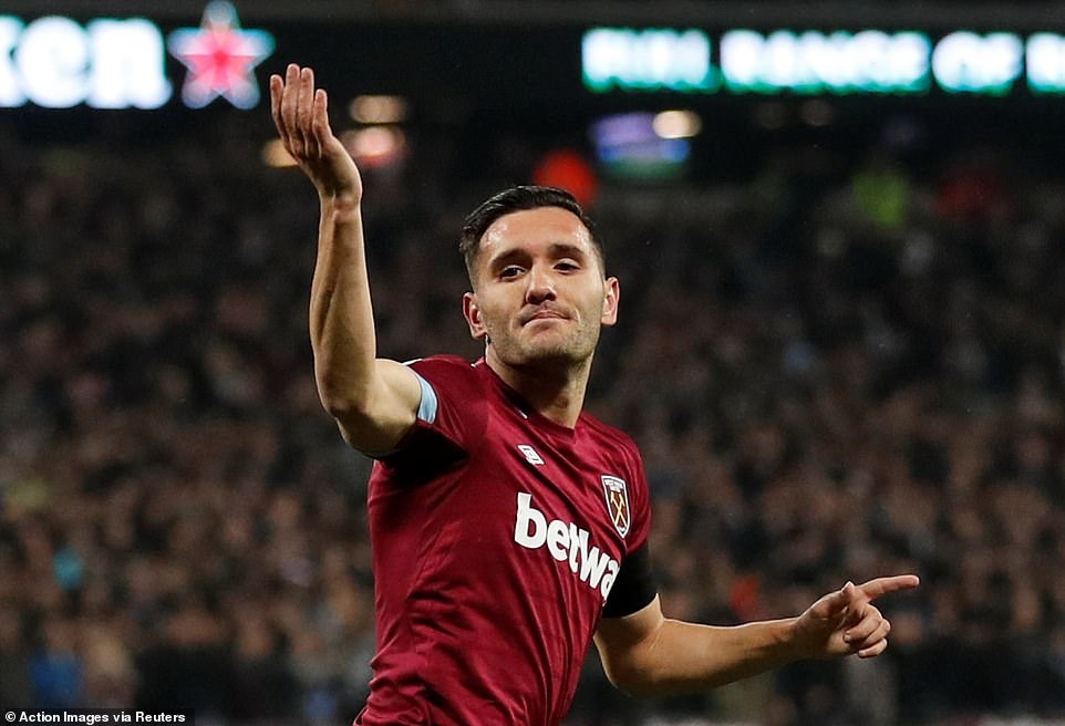 Son Heung-min lap cu dup anh 8