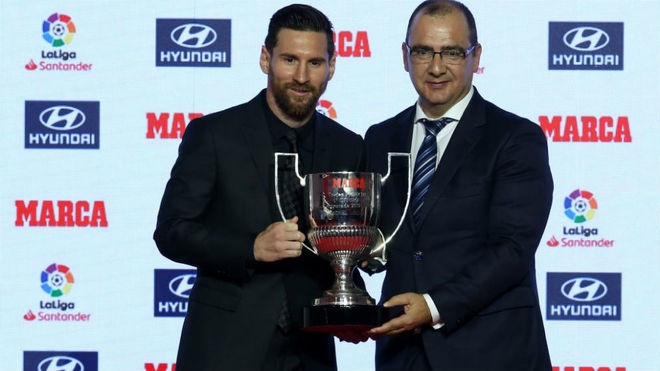 Vuot Ronaldo, Messi gianh cu dup giai ca nhan o La Liga hinh anh