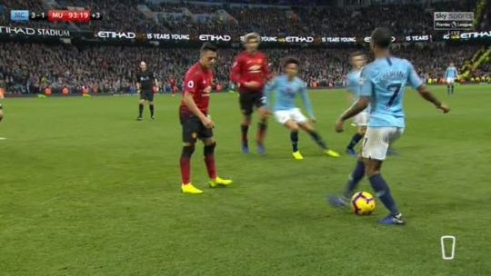 Mata noi nong voi Sterling anh 1