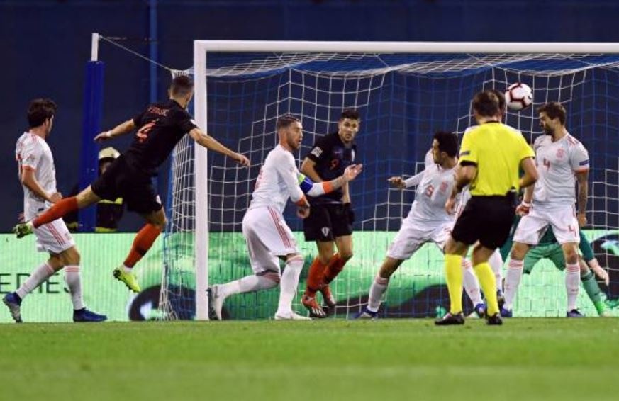 Tay Ban Nha thua Croatia anh 1