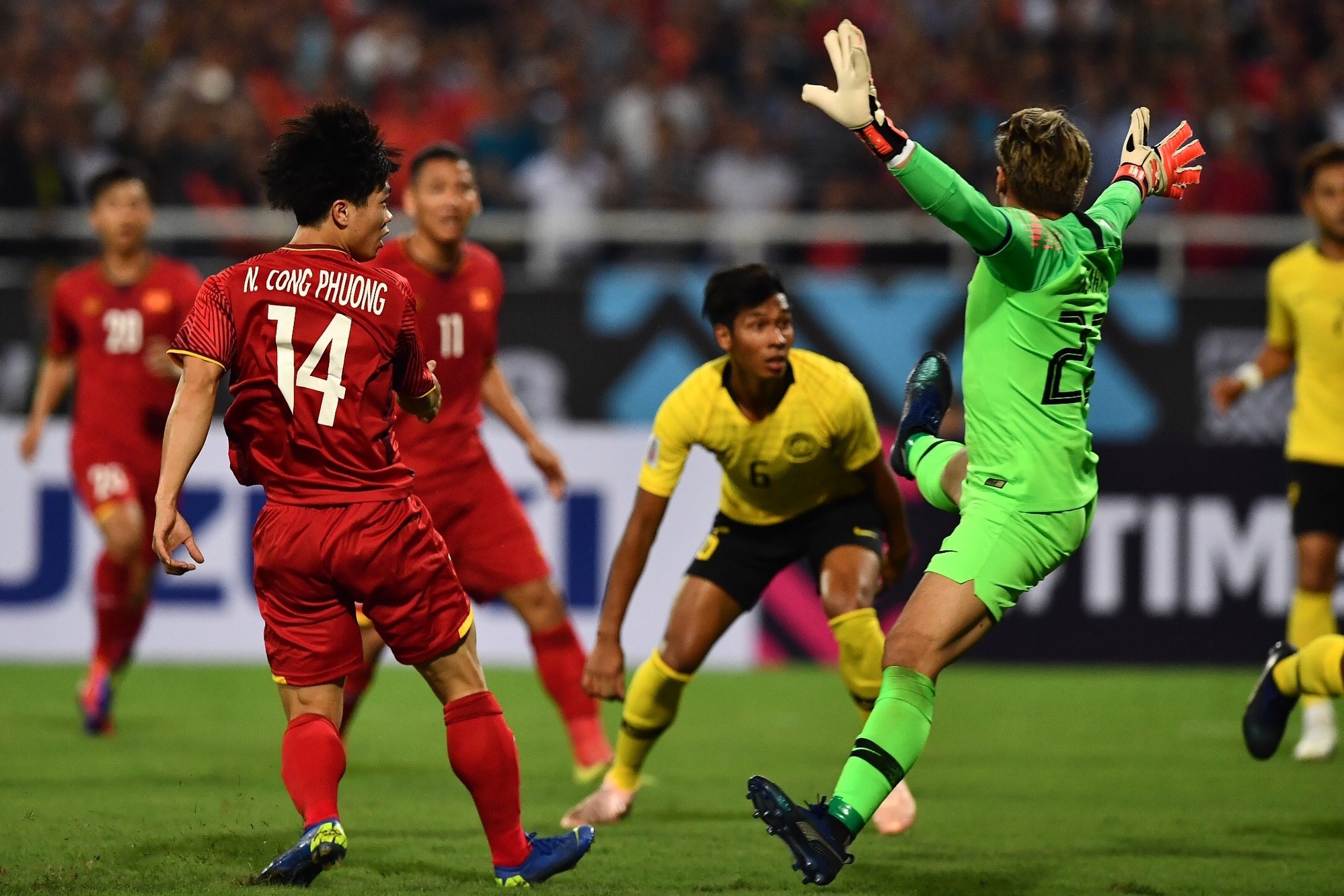 AFF Cup 2018,  doi tuyen Viet Nam,  Viet Nam vs Malaysia,  Cong Phuong anh 4