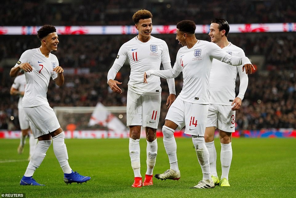 Rooney tro lai tuyen Anh anh 7