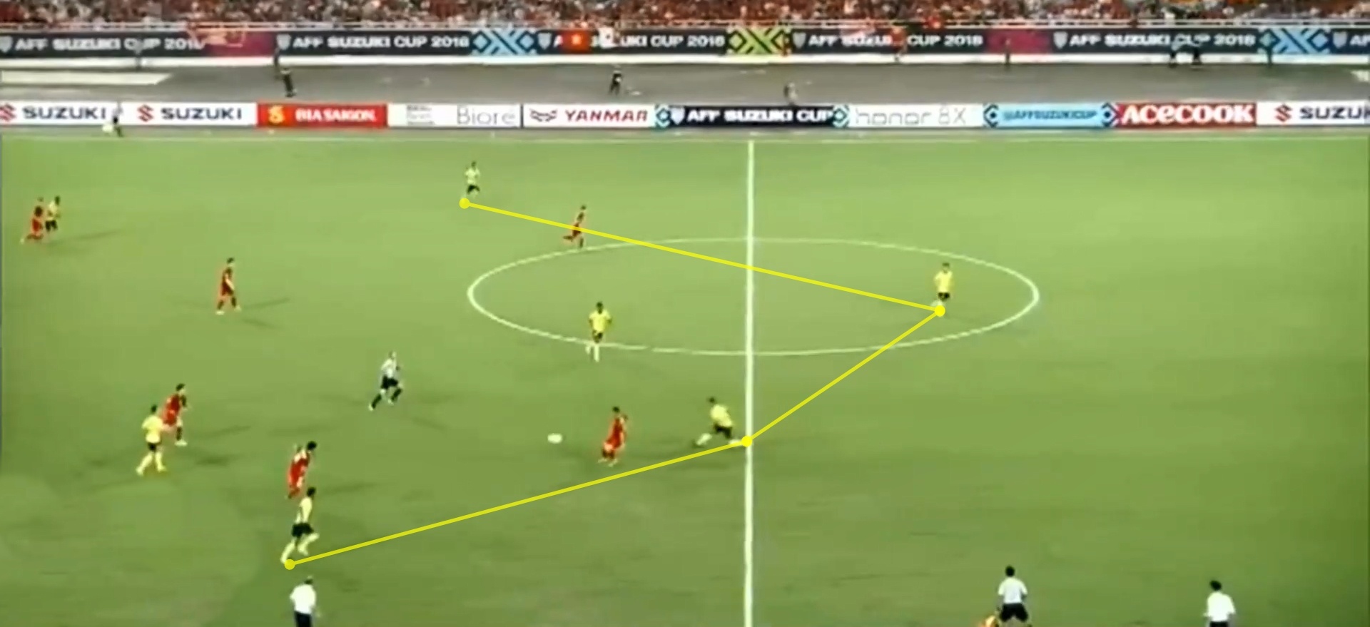 Cự ly quyết định trận đấu Việt Nam vs Malaysia ảnh 6 Cu ly quyet dinh tran dau Viet Nam vs Malaysia anh 6