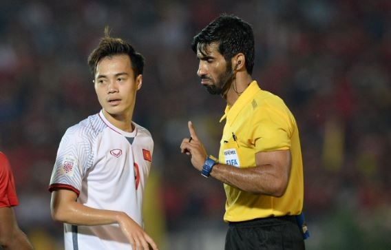 Dan mang buc xuc voi trong tai bien tuoc ban thang cua Van Toan hinh anh