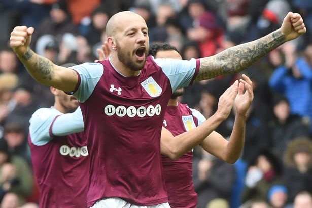 Hutton solo tu san nha ghi ban anh 1