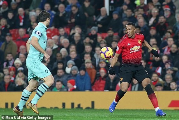 MU ghi bàn việt vị ảnh 2 MU ghi ban viet vi anh 2