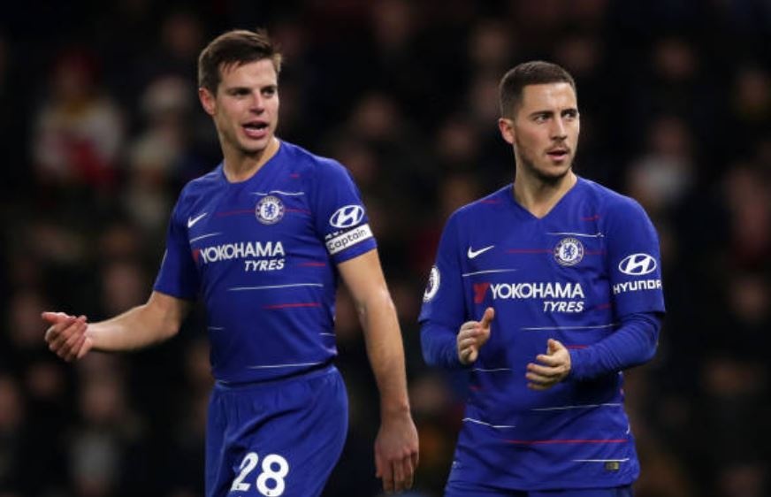 Hazard lap cu dup giup Chelsea tru lai top 4 Premier League hinh anh