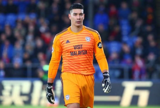 Thu mon Philippines ruc sang, Cardiff thang tran san khach dau tien hinh anh