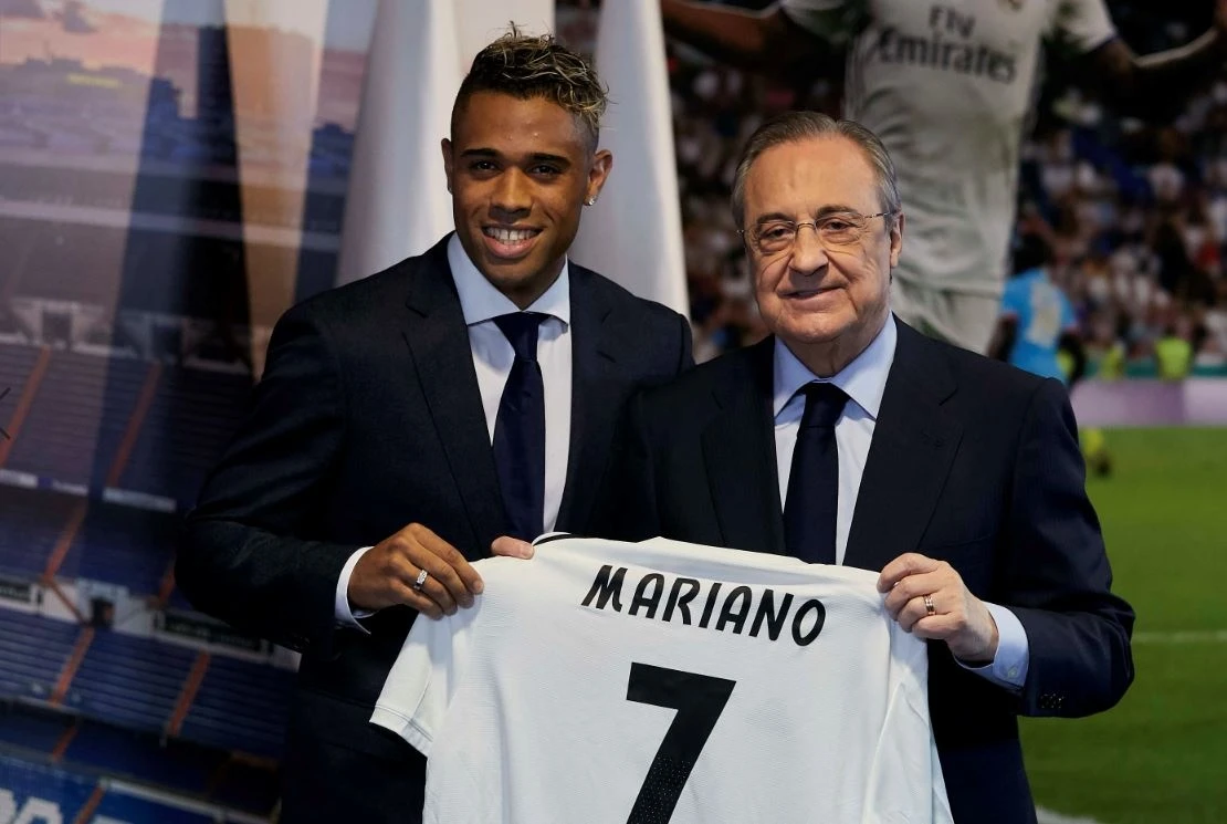 ronaldo ganh nang tai chinh anh 2