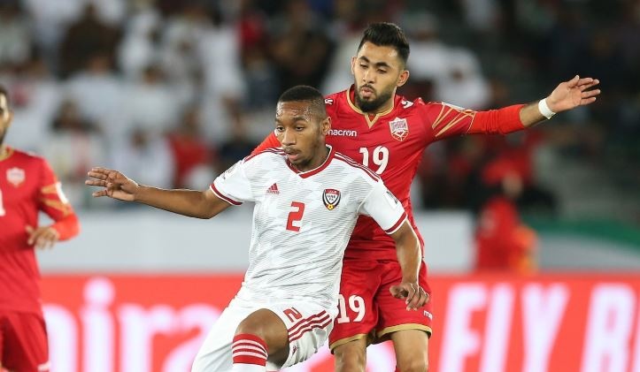 Chu nha UAE chat vat gianh 1 diem o tran ra quan Asian Cup 2019 hinh anh