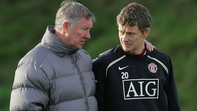 Sir Alex Ferguson da giup do tro cu Solskjaer the nao? hinh anh