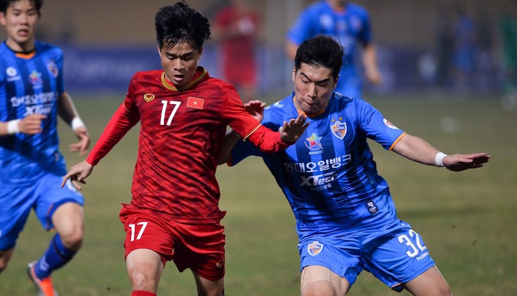 U22 Viet Nam 0-0 CLB Ulsan: Diem sang noi hang phong ngu hinh anh