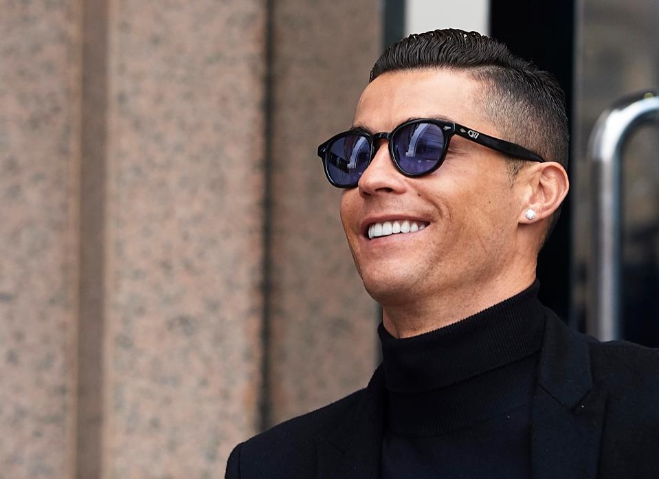 Ronaldo hầu tòa vì trốn thuế ảnh 2 Ronaldo hau toa vi tron thue anh 2