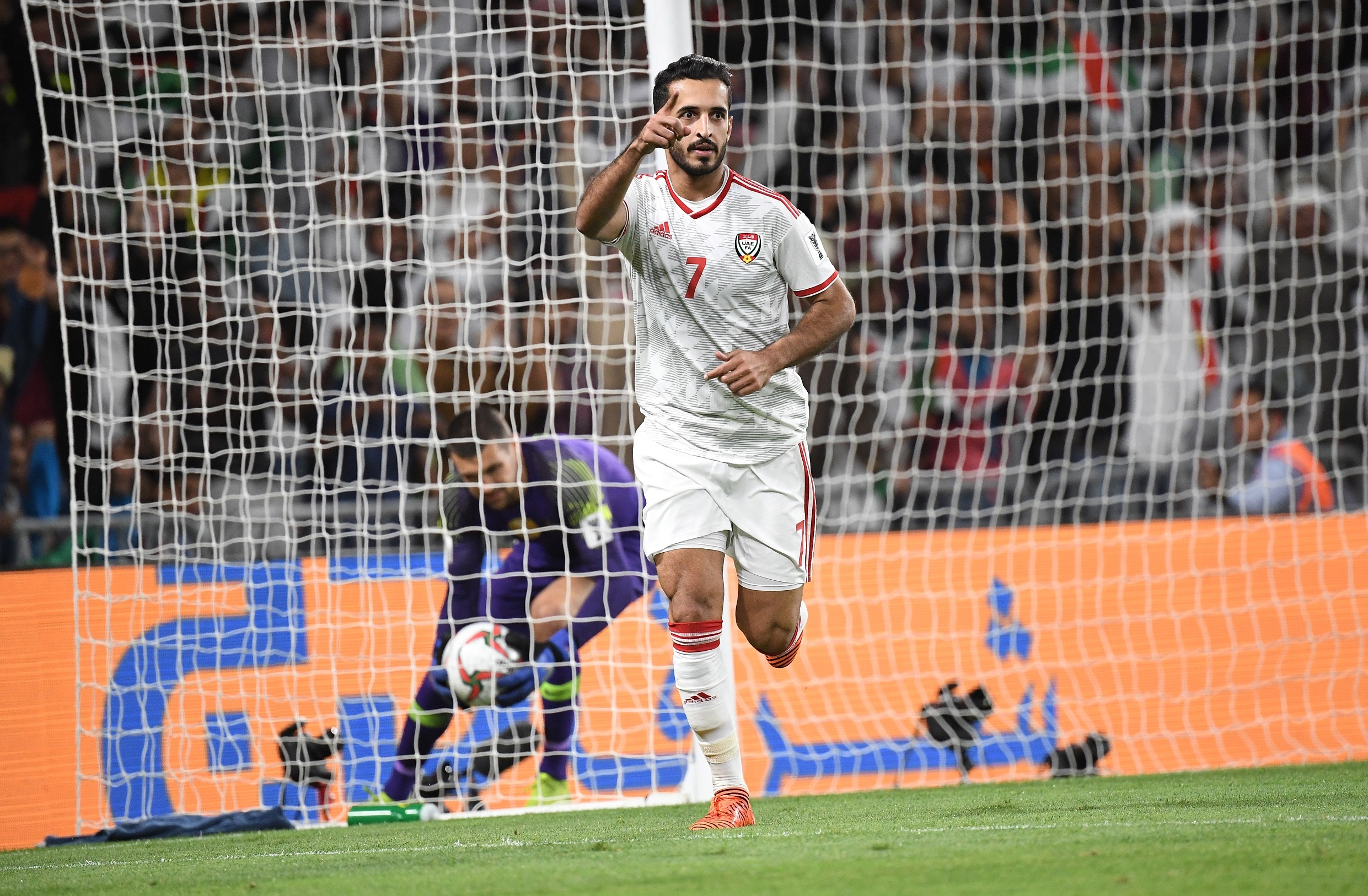 UAE thắng Australia ảnh 2 UAE thang Australia anh 2