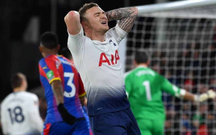 Tottenham bi loai khoi 2 giai dau cup trong vong 3 ngay hinh anh