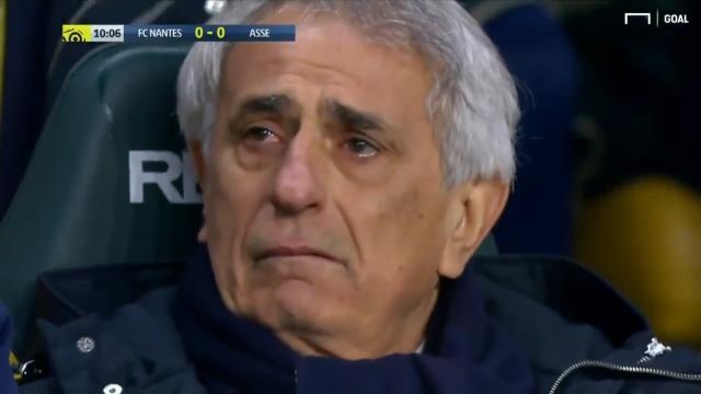 HLV Nantes ua nuoc mat trong phut tuong niem Emiliano Sala hinh anh